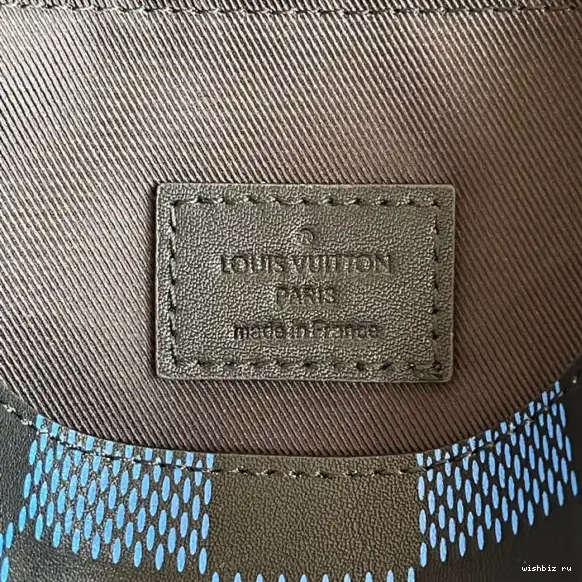 WIS LOUIS VUITTON MESSENGER STUDIO 0605
